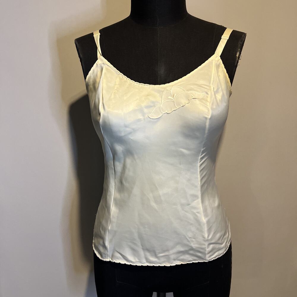 Bali‎ Pale Yellow Camisole Embroidered Size 32 Vintage Made In USA